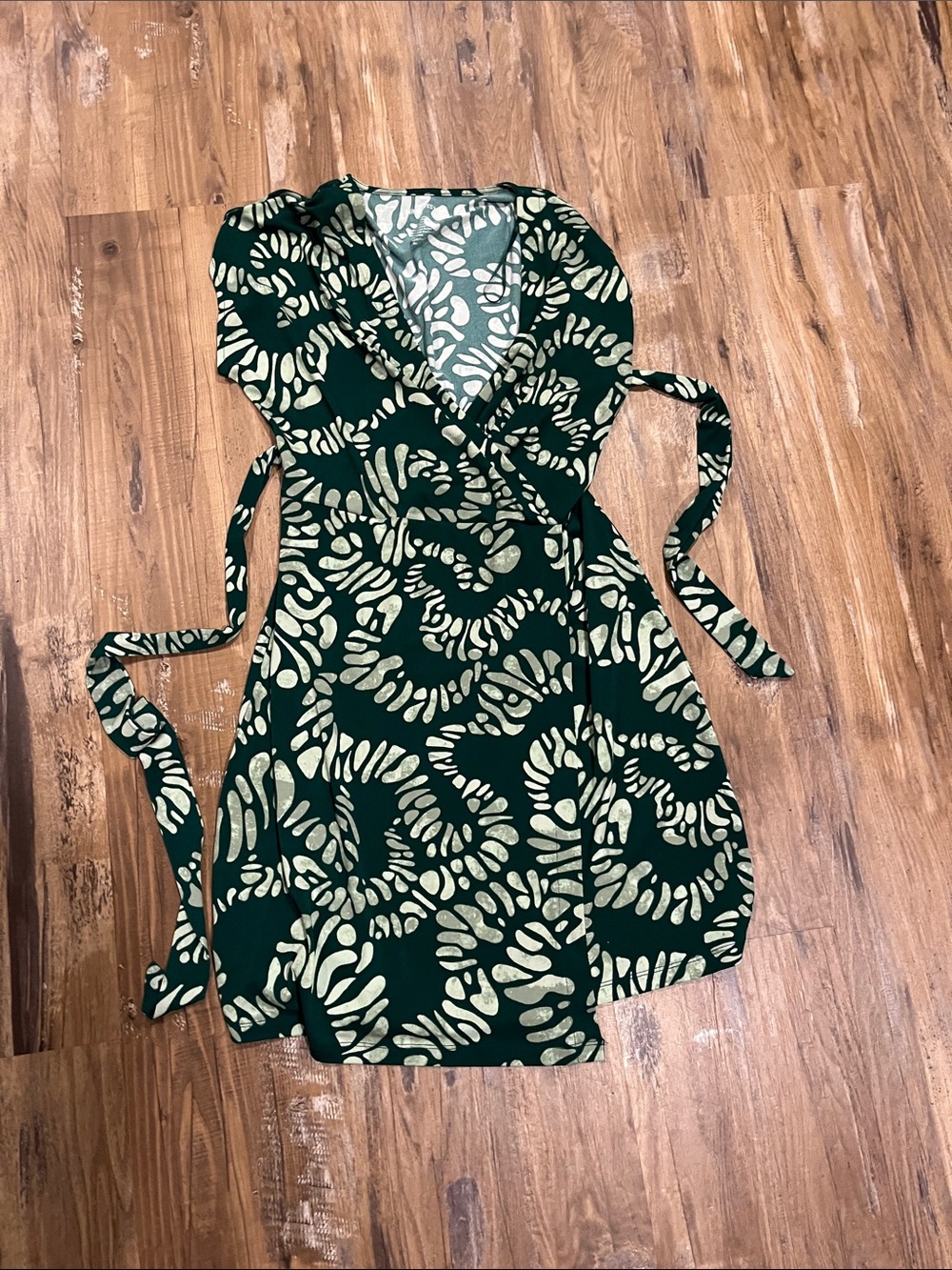 Nine West Green Wrap Dress with Cream Abstract Swirl Print